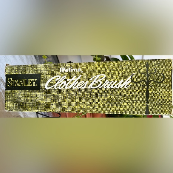 Vintage Stanley Clothes Brush / Lint Remover New in Box Black Lifetime Guarantee - Picture 6 of 10